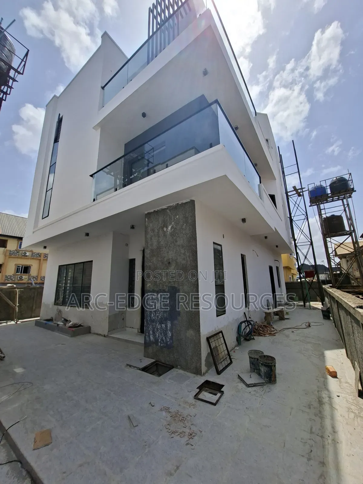 5bdrm Duplex in Greenfield Estate, Ago Palace for sale