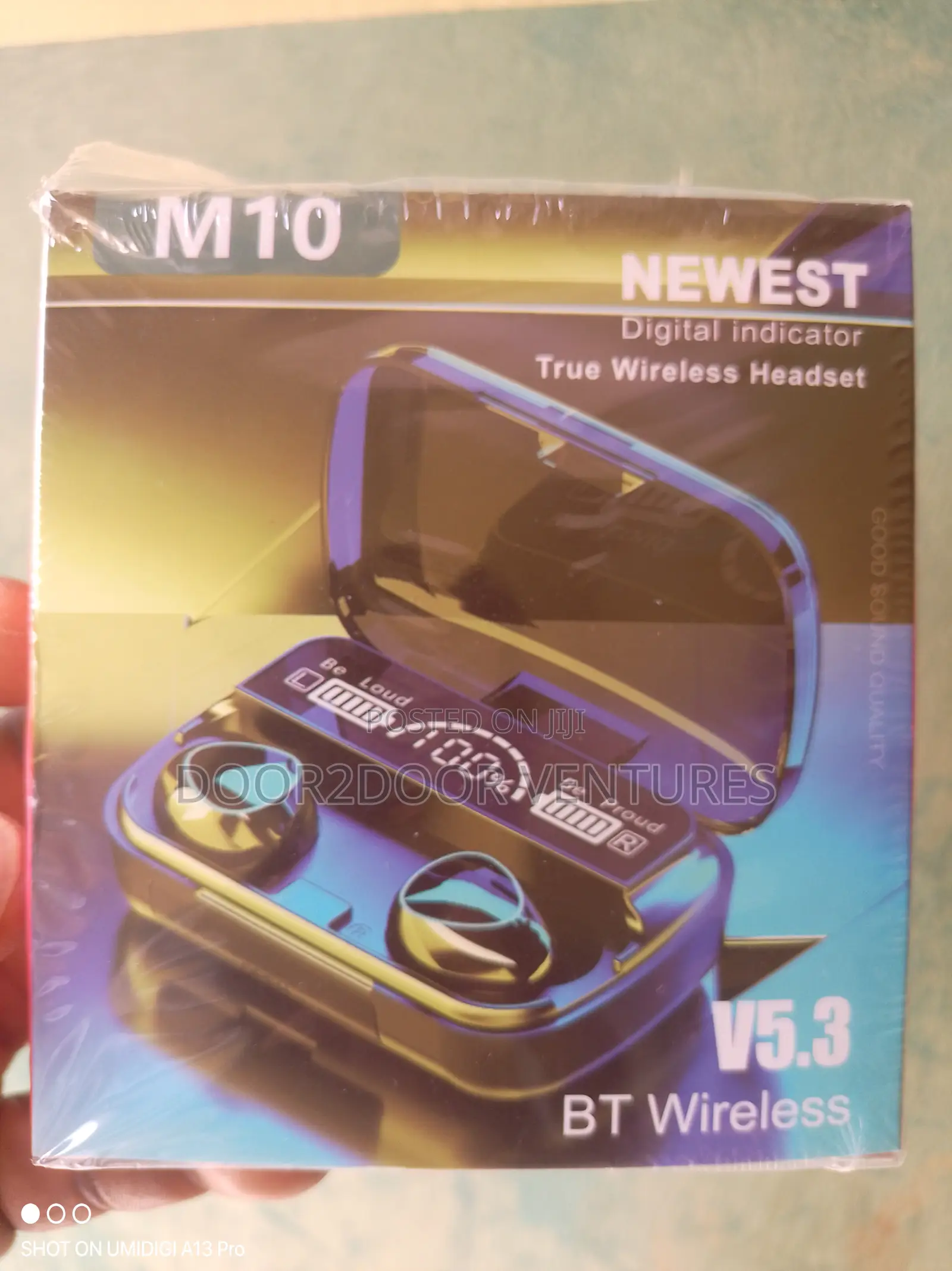 M10 Tws Earbuds With Powerbank