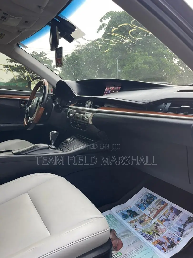 Lexus ES 300H FWD 2014 Gray