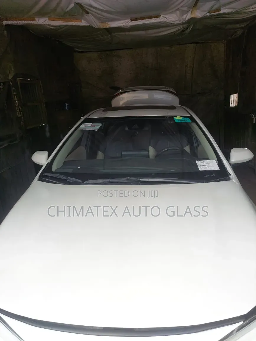 Toyota Corolla 2020 Windscreen Glass Available Installed at Chimatex