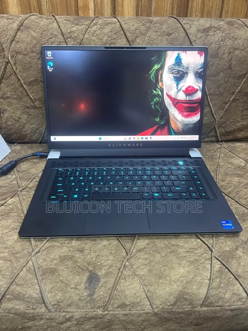 Laptop Alienware X15 r2 16GB Intel Core i7 SSD 1T