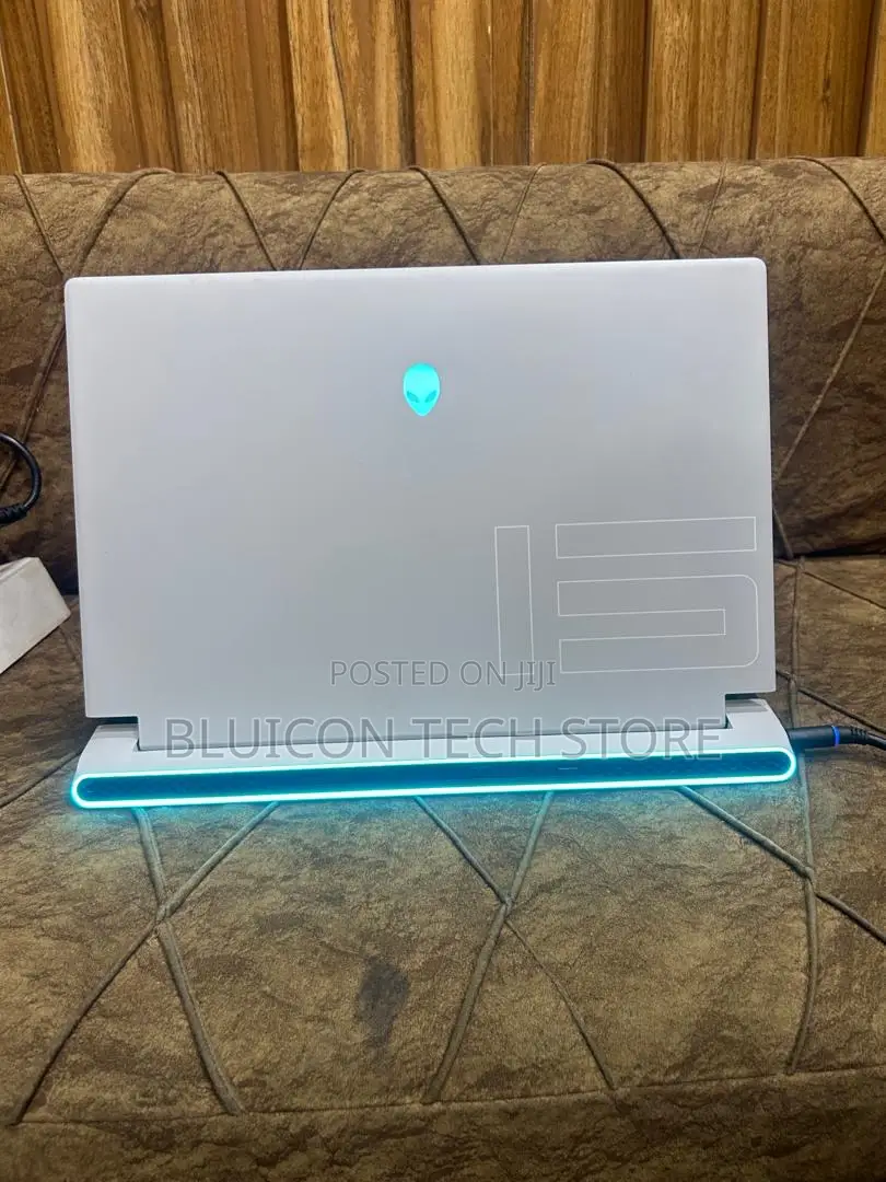 Laptop Alienware X15 r2 16GB Intel Core i7 SSD 1T