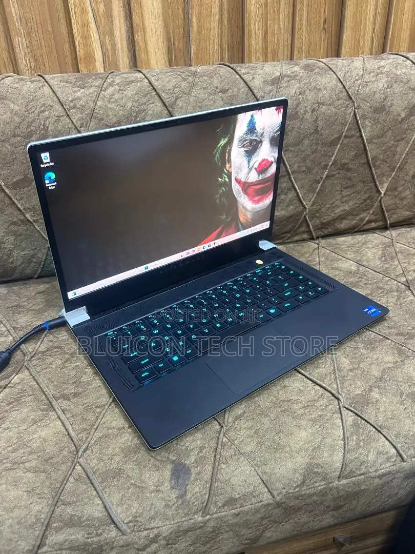Laptop Alienware X15 r2 16GB Intel Core i7 SSD 1T