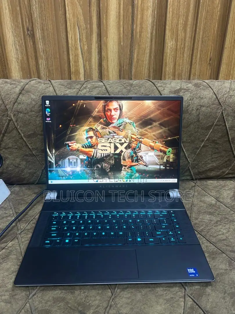Laptop Alienware X16 R2 32GB Intel Core Ultra 9 SSD 1T