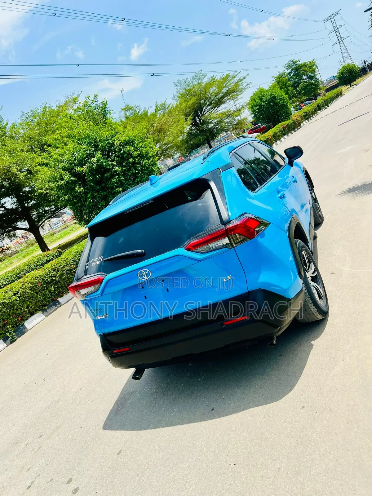 Toyota RAV4 LE AWD 2020 Blue