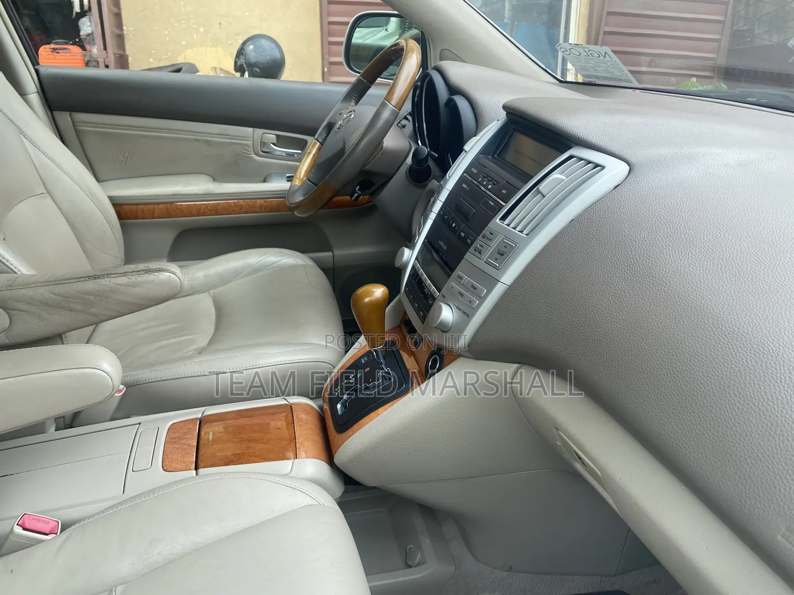 Lexus RX 330 2006 Gold