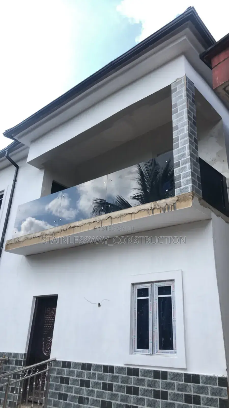 Dark/Black Glass Handrails