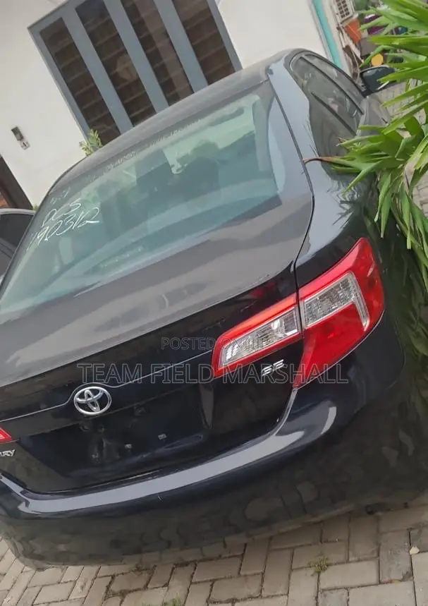 Toyota Camry SE 4dr Sedan (2.5L 4cyl 6A) 2014 Black