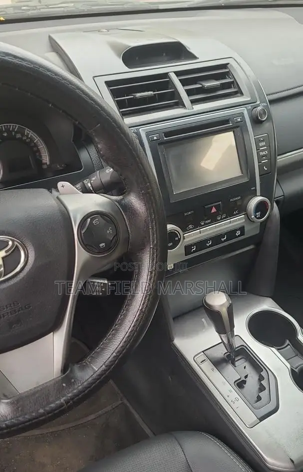 Toyota Camry SE 4dr Sedan (2.5L 4cyl 6A) 2014 Black