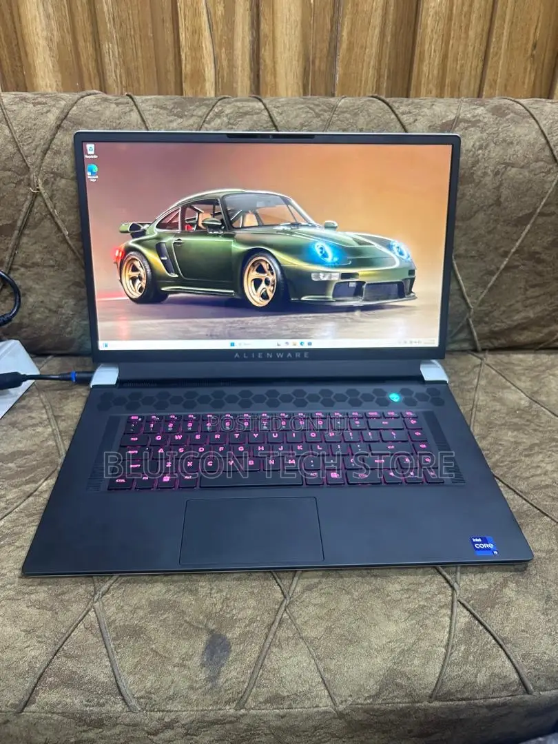 Laptop Alienware X17 R2 32GB Intel Core i9 SSD 2T