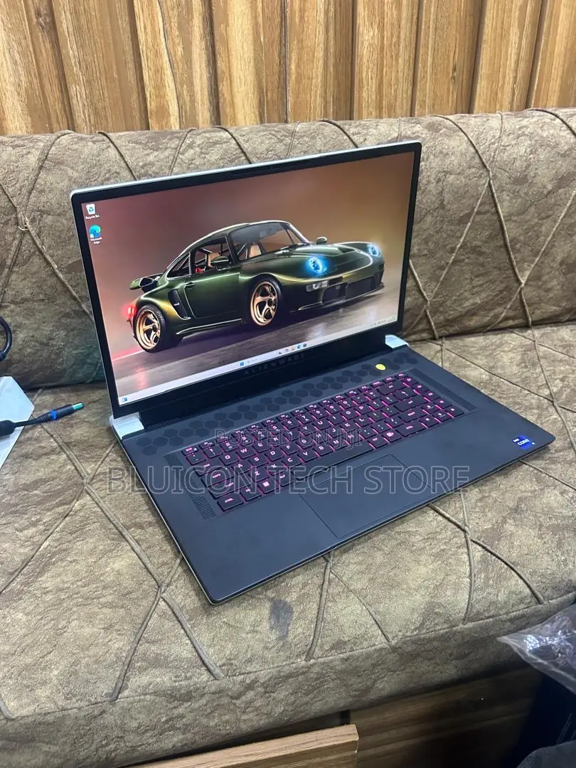 Laptop Alienware X17 R2 32GB Intel Core i9 SSD 2T