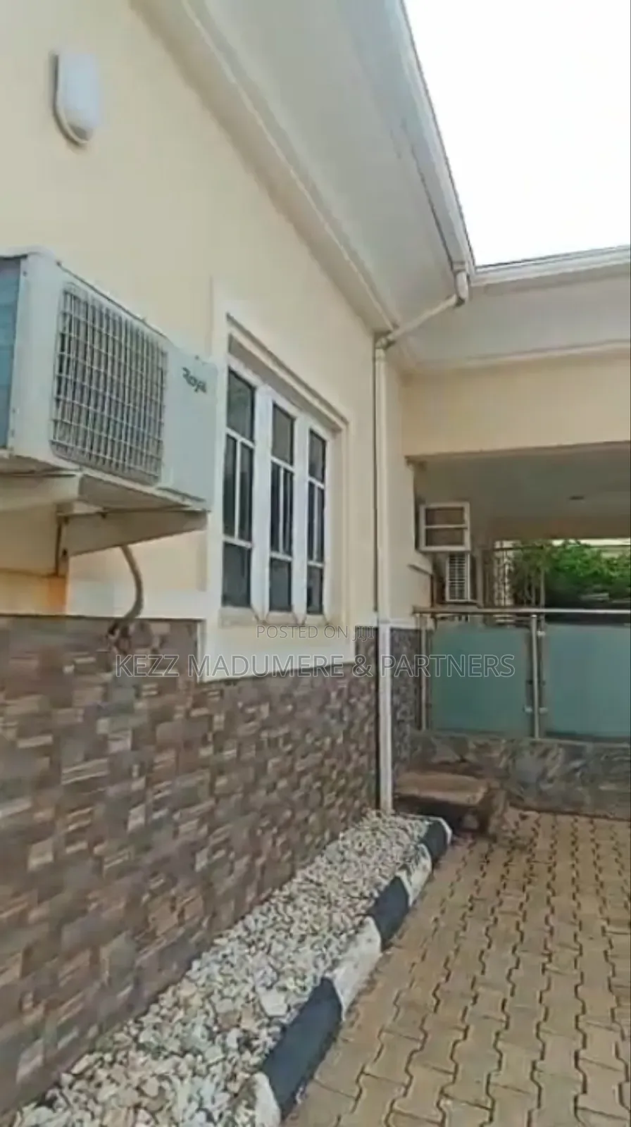 4bdrm Bungalow in Galadimawa Abuja Fct for sale