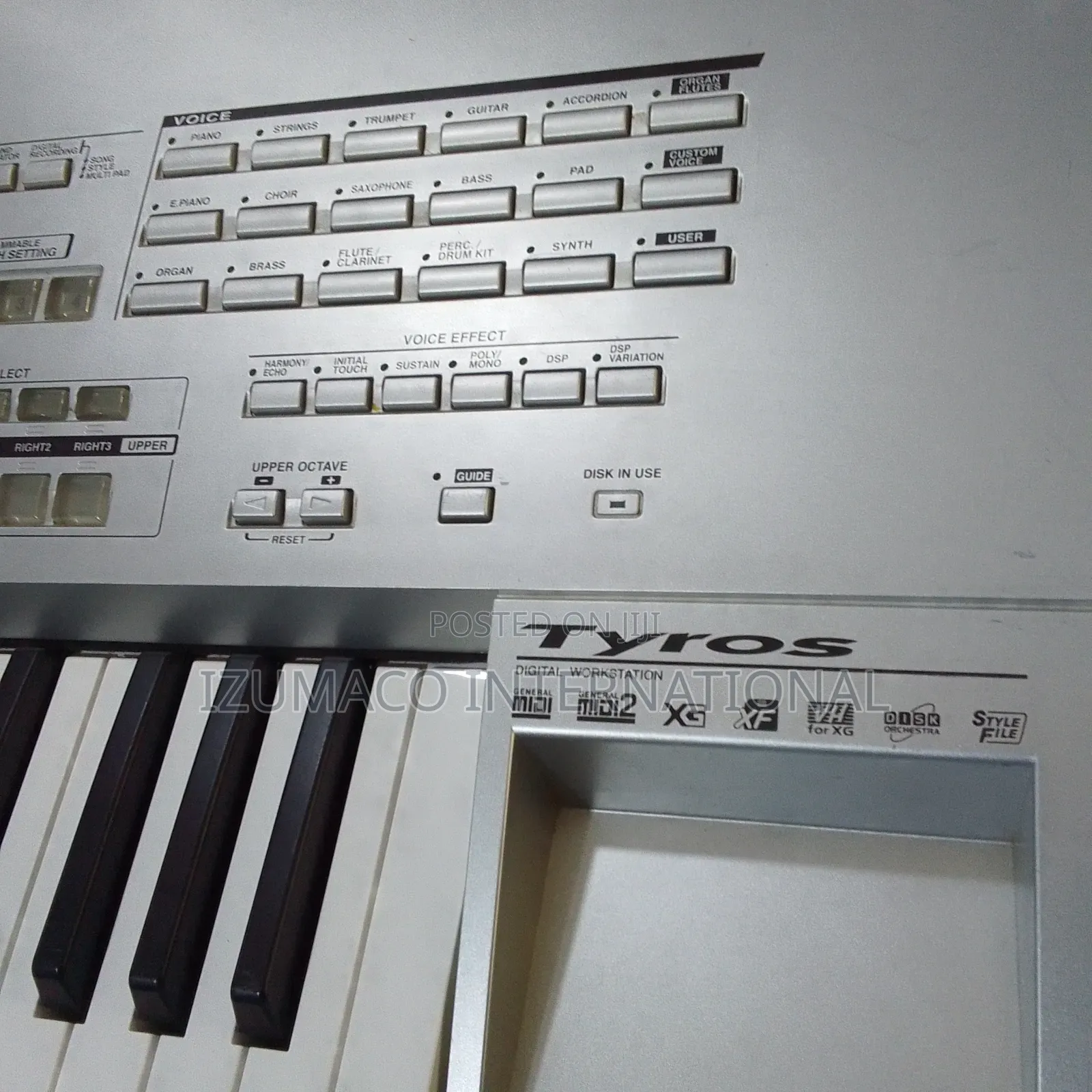 Yamaha Tyros 1 Arranger Keyboard – Clean Powerful Sound