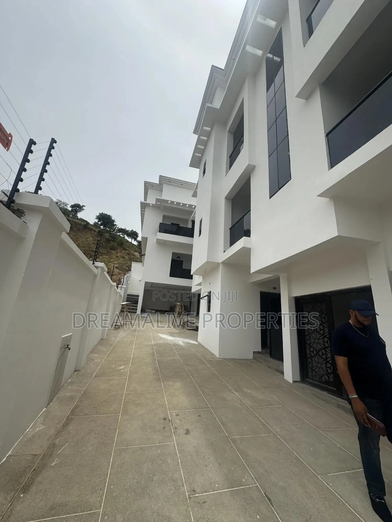 2bdrm Apartment in An Estate, Dawaki for rent
