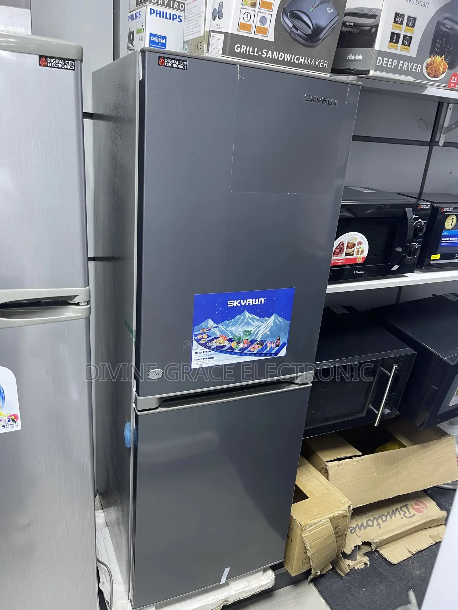 Brand New Double Door Skyrun 170 Litres /Down Freezer Up Fridge