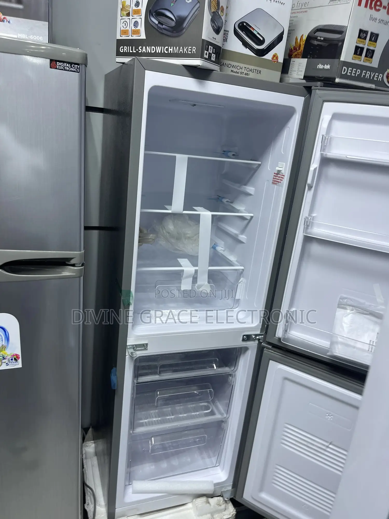 Brand New Double Door Skyrun 170 Litres /Down Freezer Up Fridge