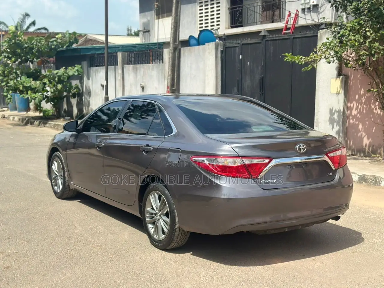 Toyota Camry 2016 Gray