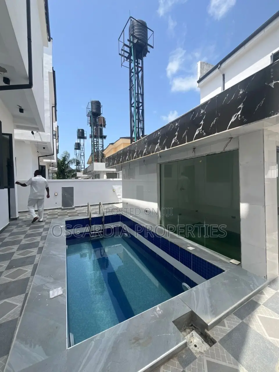 5bdrm Duplex in Sangotedo for sale