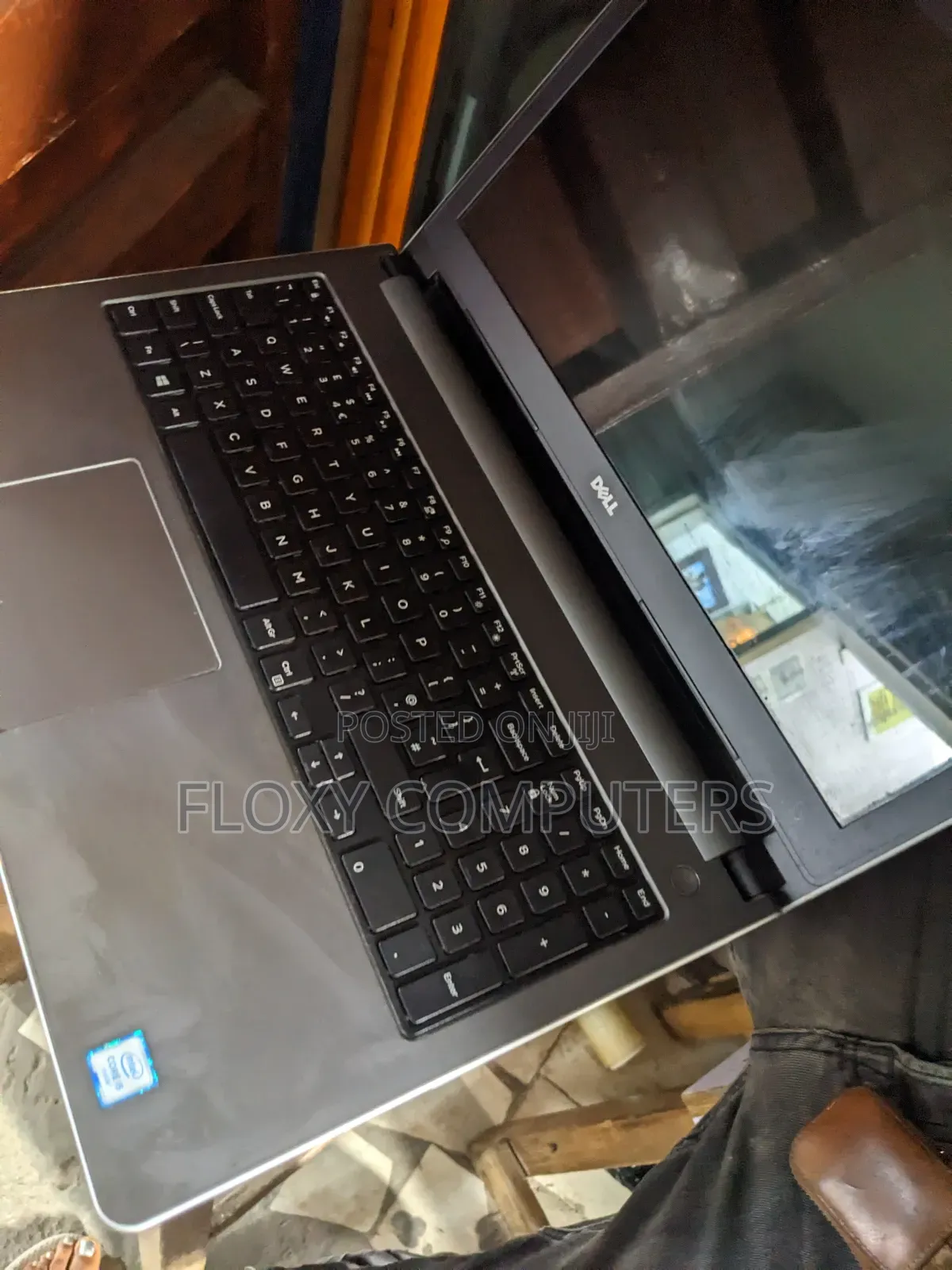 Laptop Dell Inspiron 15 5000 8GB Intel Core i5 SSD 256GB