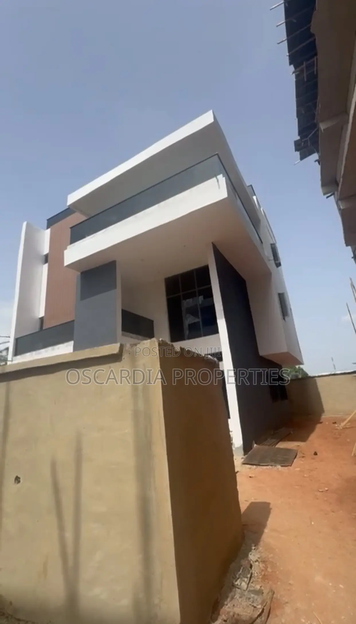 5bdrm Duplex in LSDPC Maryland Estate for sale