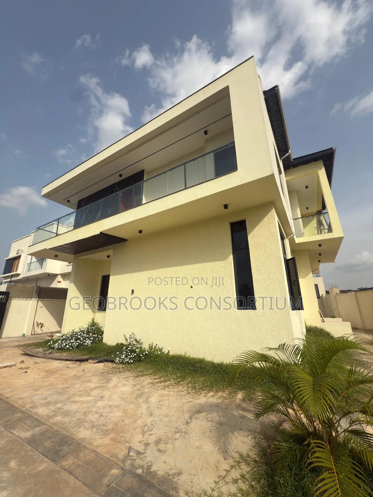 4bdrm Duplex in Kolapo Ishola Gra., Akobo for sale
