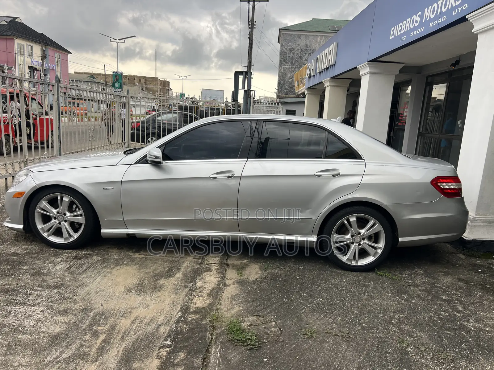 Mercedes-Benz E350 Base 4dr Sedan RWD (3.5L 6cyl 7A) 2013 Silver