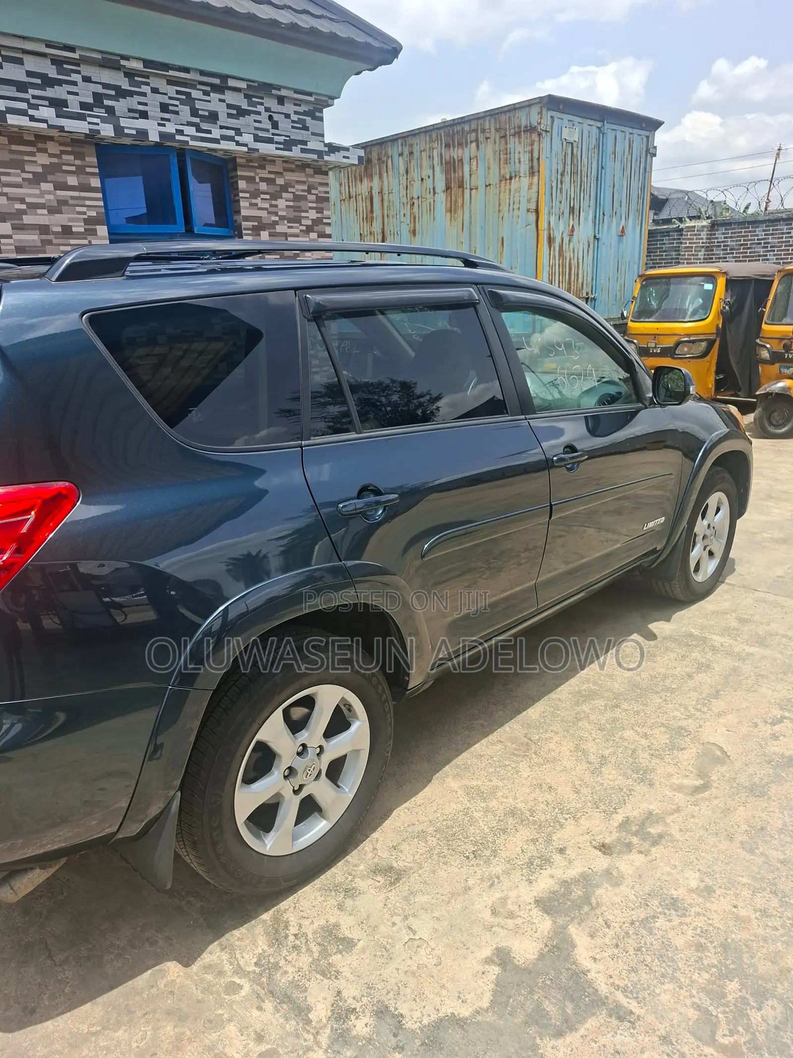 Toyota RAV4 3.5 Limited 2010 Green