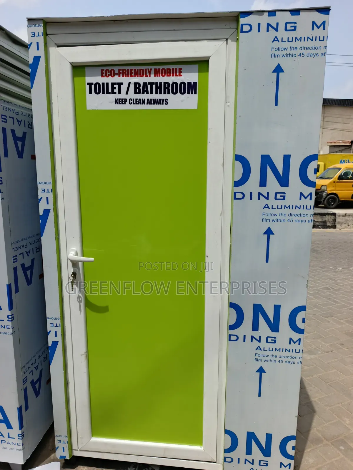Eco-Friendly Mobile Toilet/Bathroom