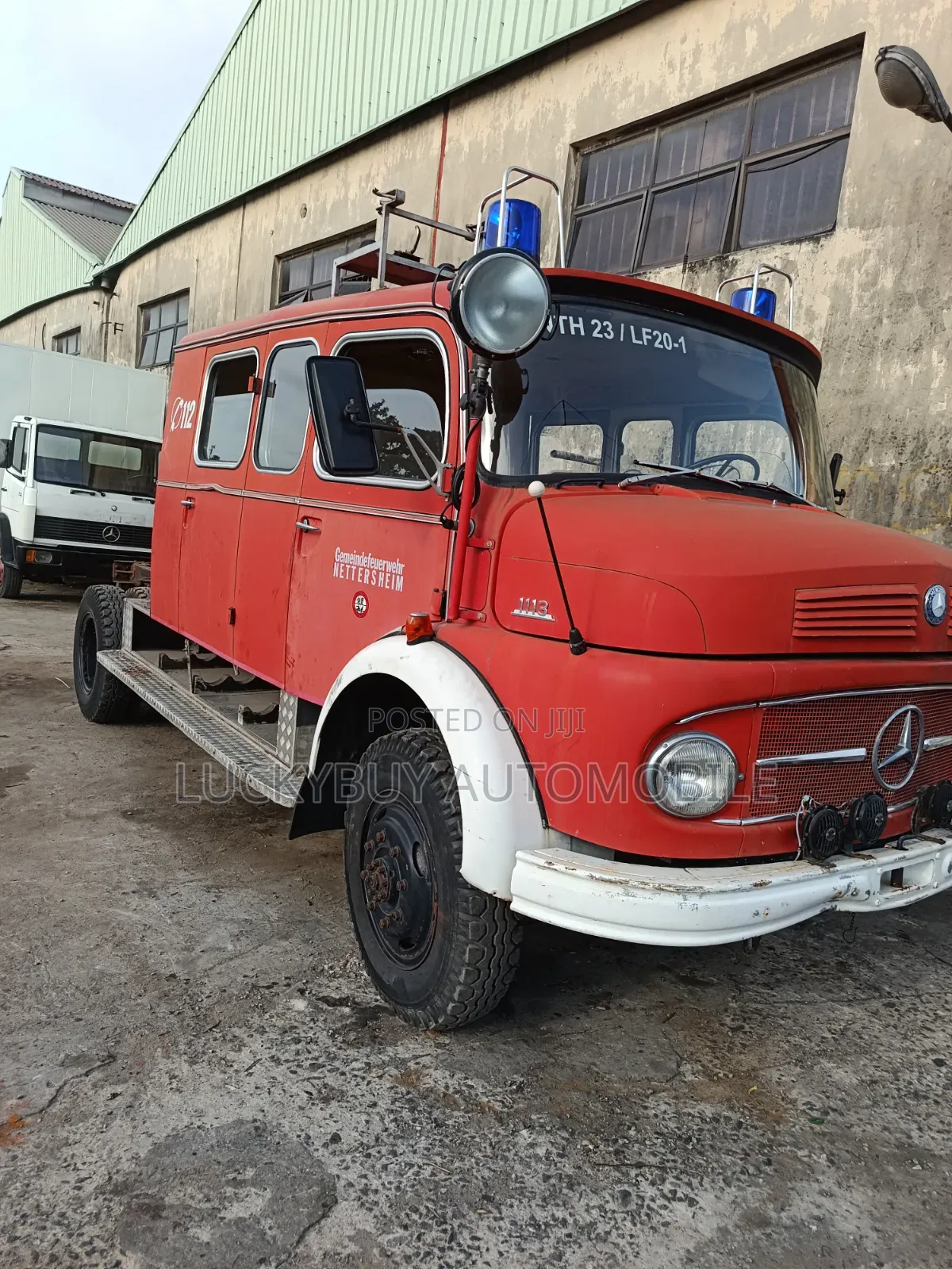 Mercedes Benz 1113 Auxiliary
