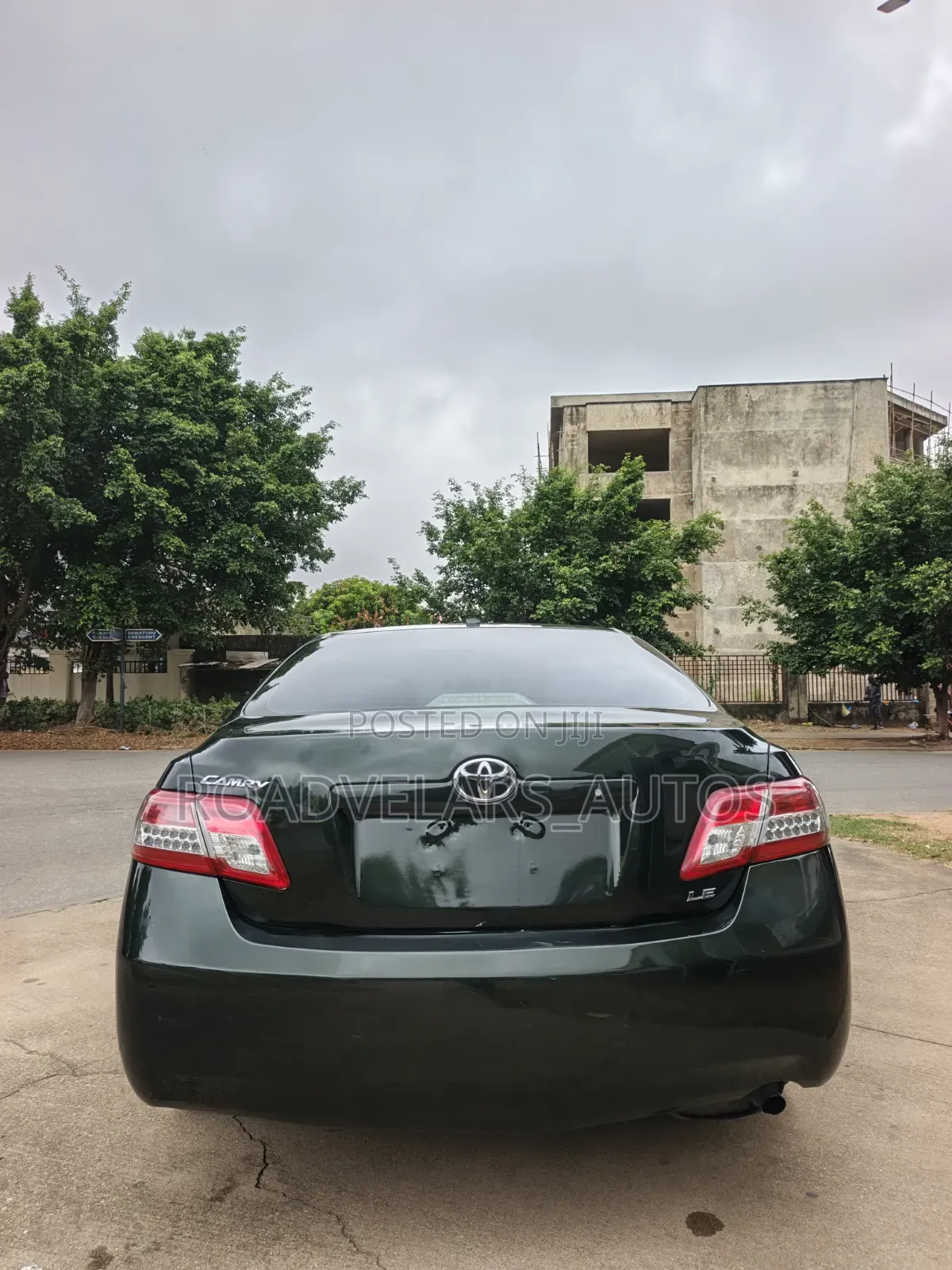 Toyota Camry LE 4dr Sedan (2.5L 4cyl 6A) 2011 Green