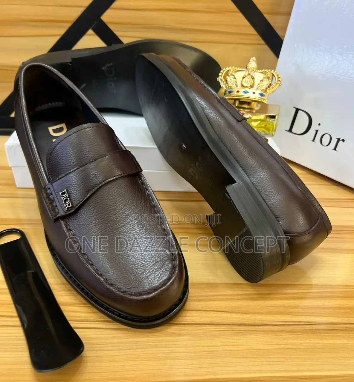Luxury Dior/Valentino Leather Shoes
