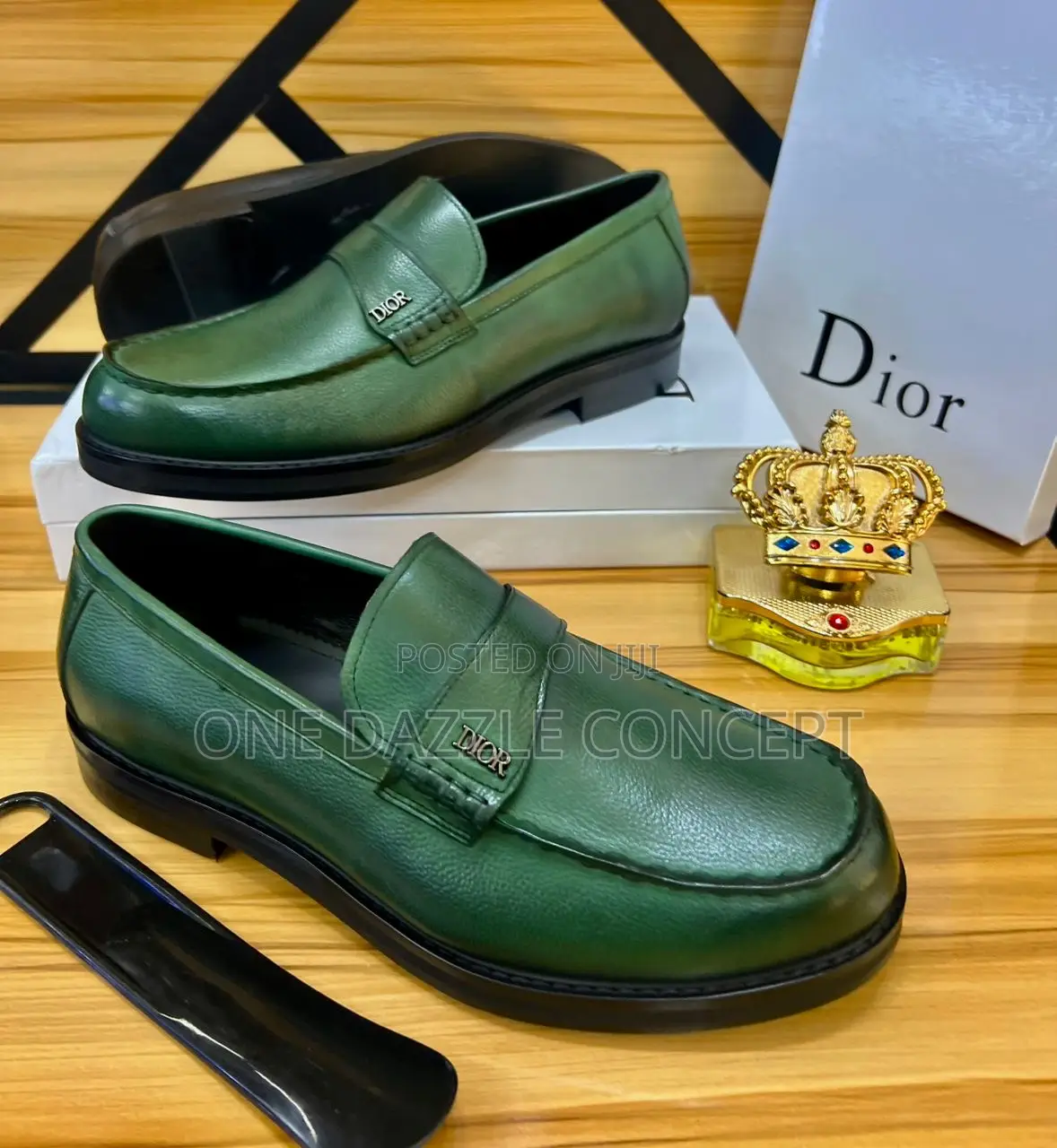 Luxury Dior/Valentino Leather Shoes