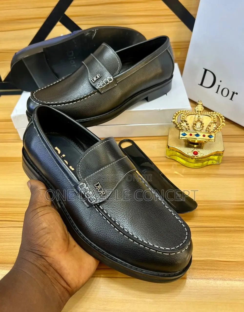 Luxury Dior/Valentino Leather Shoes