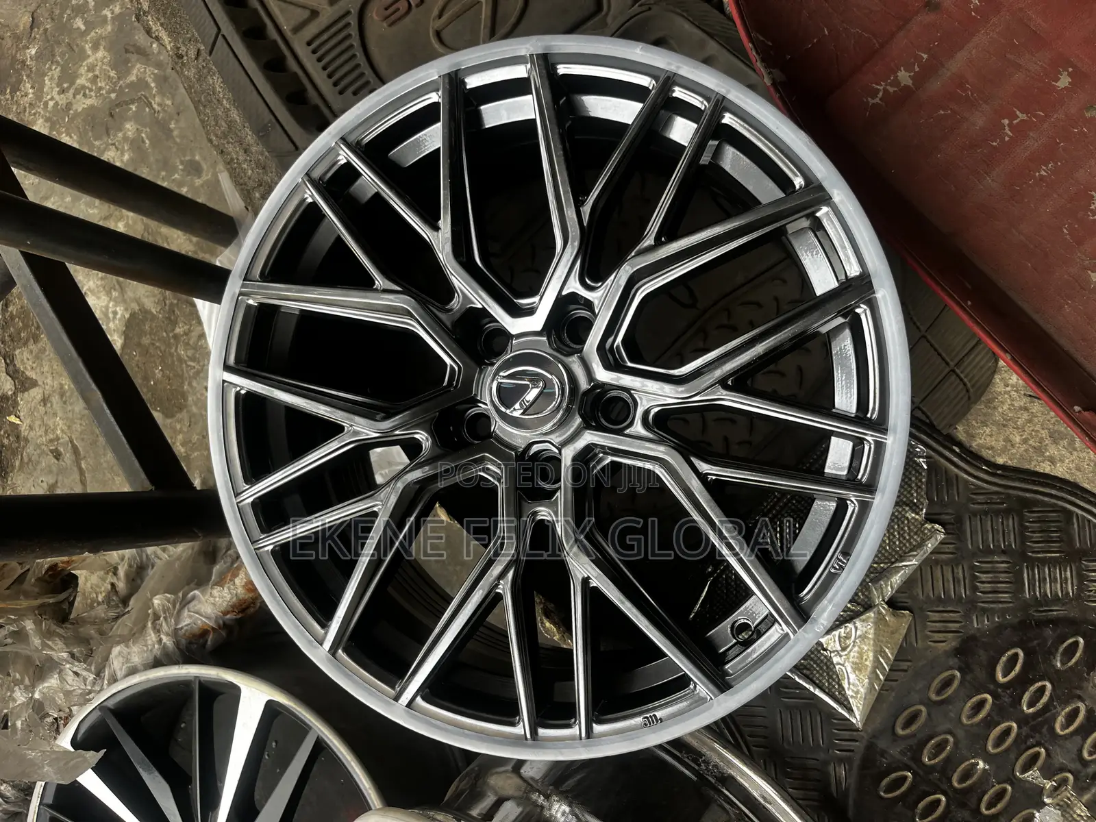 18inches Lexus , Toyota Etc