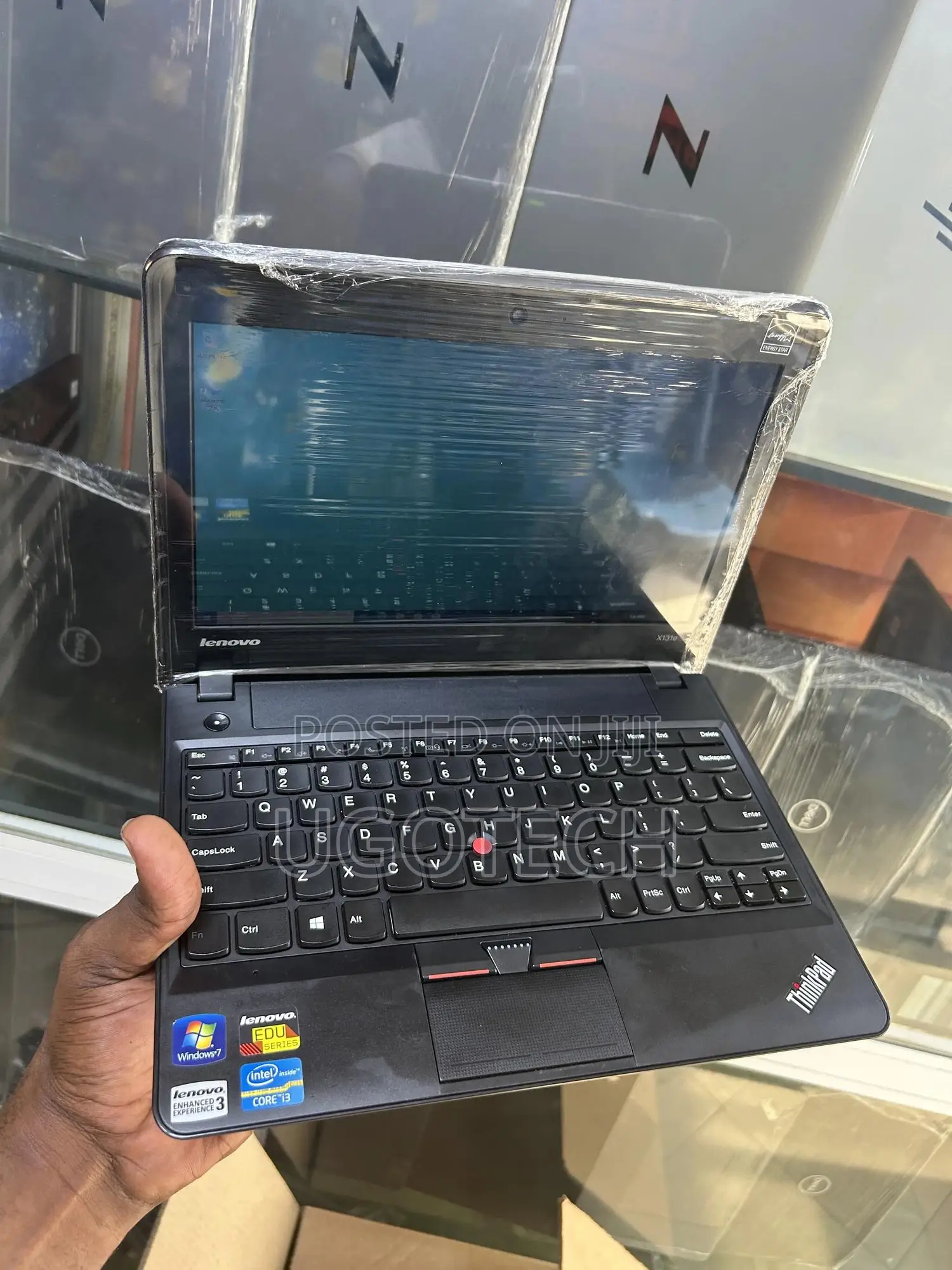 Laptop Lenovo ThinkPad X131e 4GB Intel Core i3 HDD 500GB