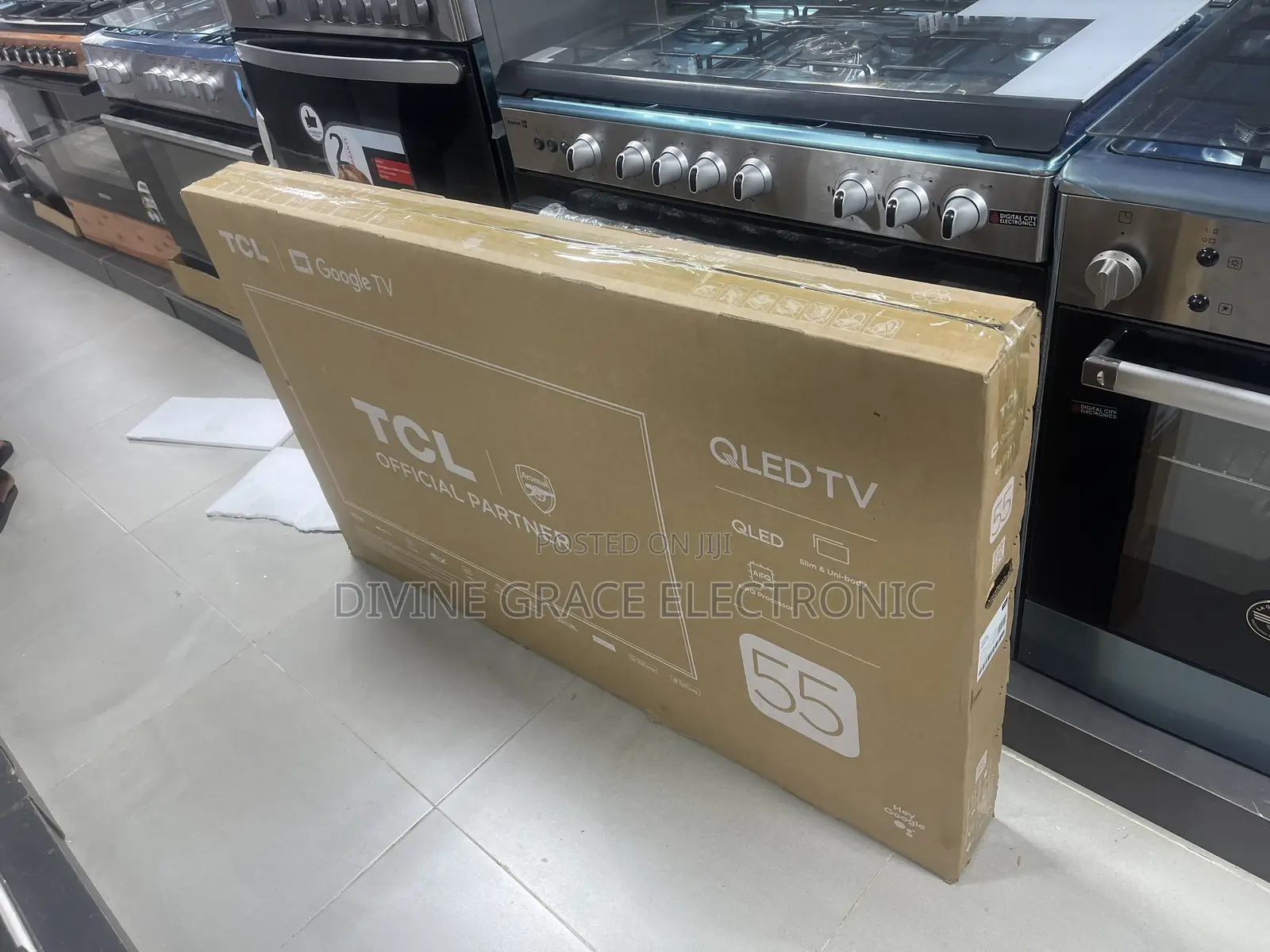 Brand New Qled TCL 55 Inches Television/Qled