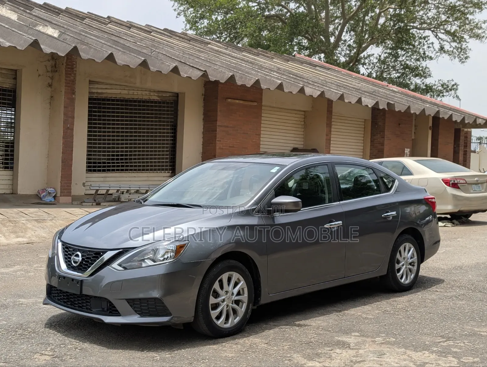 Nissan Sentra SV 2018 Gray