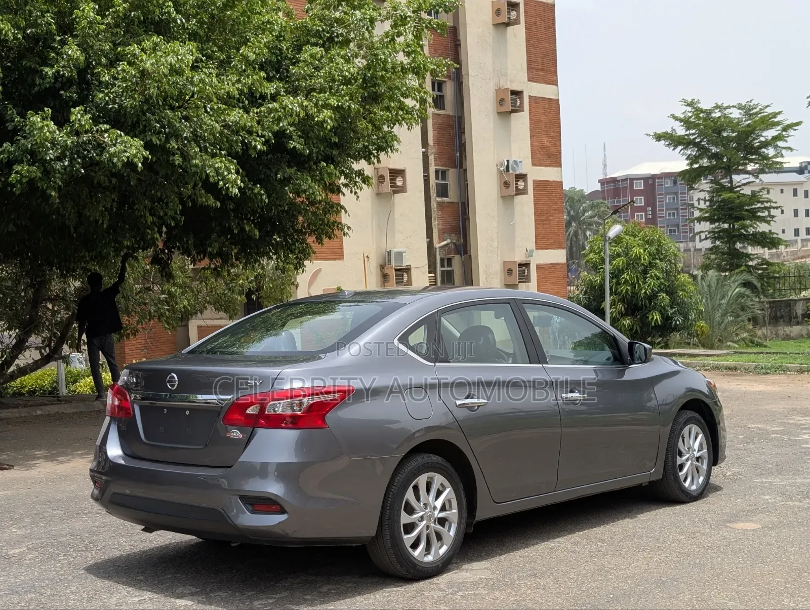 Nissan Sentra SV 2018 Gray