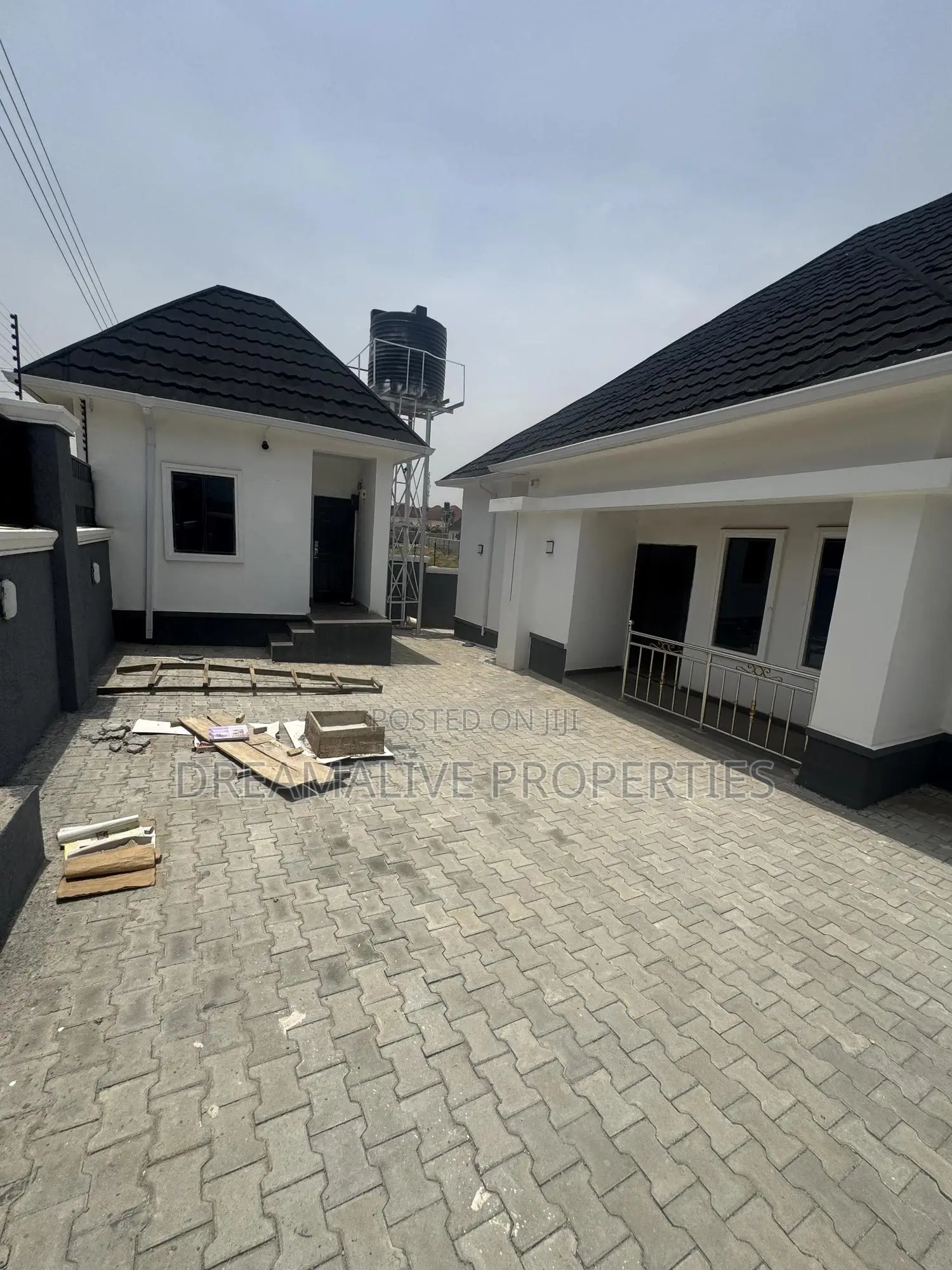 3bdrm Bungalow in Efab Queens, Karsana for rent