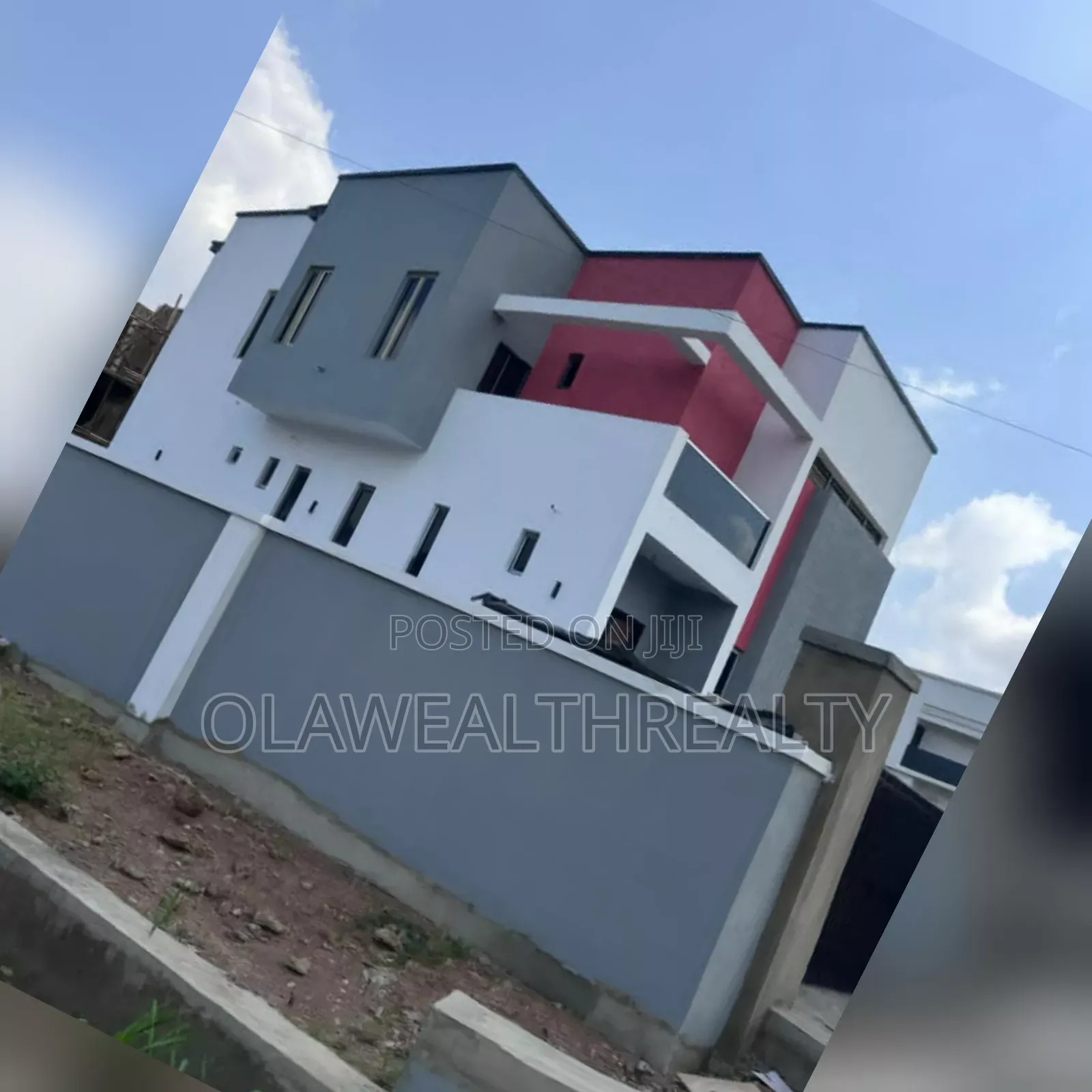 4bdrm Duplex in Carlton Gate Estate, Ibadan for sale
