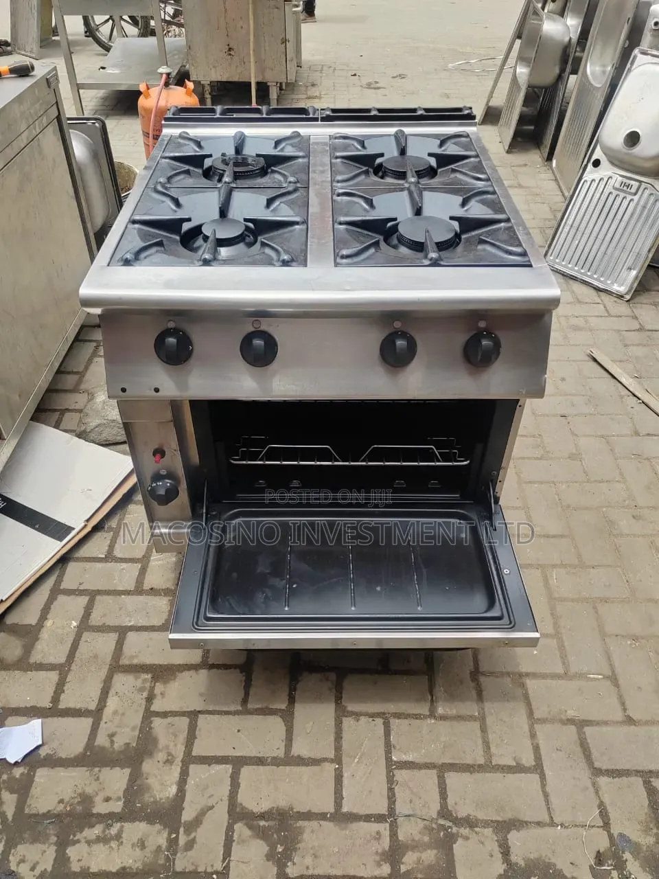 Foreign Used Industrial 4-Burner Gas Cooker With Oven
