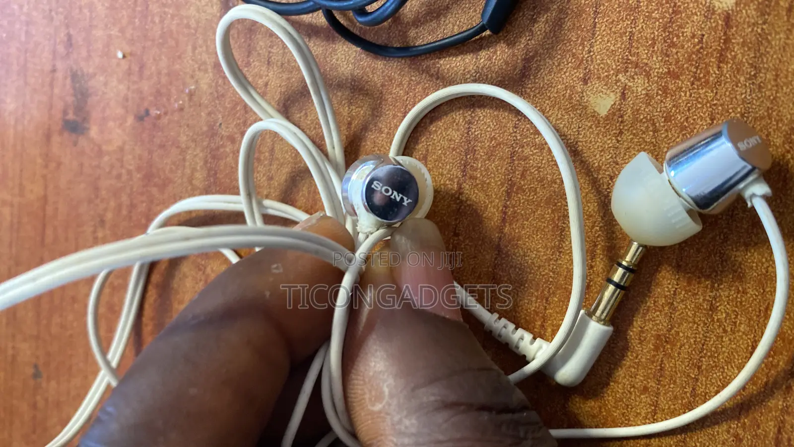 Sony Wired Earpiece