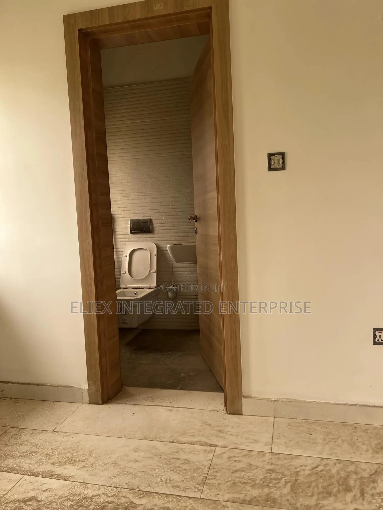 4bdrm Townhouse / Terrace in Guzape for rent