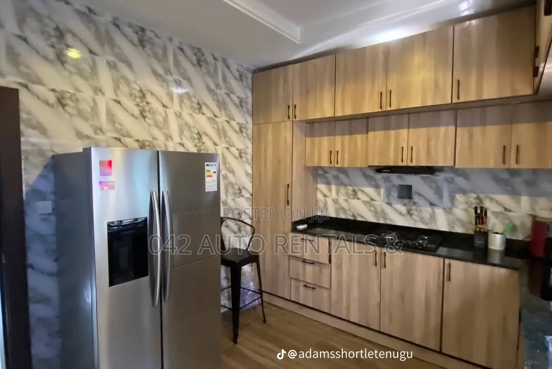 Exquisite Luxury 3 Bedroom Bungalow