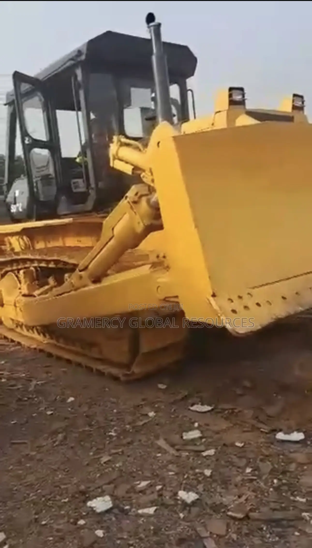Foreign Slightly Used Powerful Shantui Sd22 Crawler Bulldozer Fo Sale