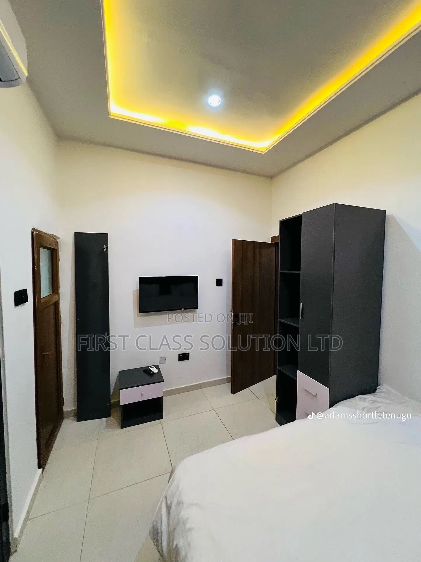 Exquisite 1 Bedroom Apartment