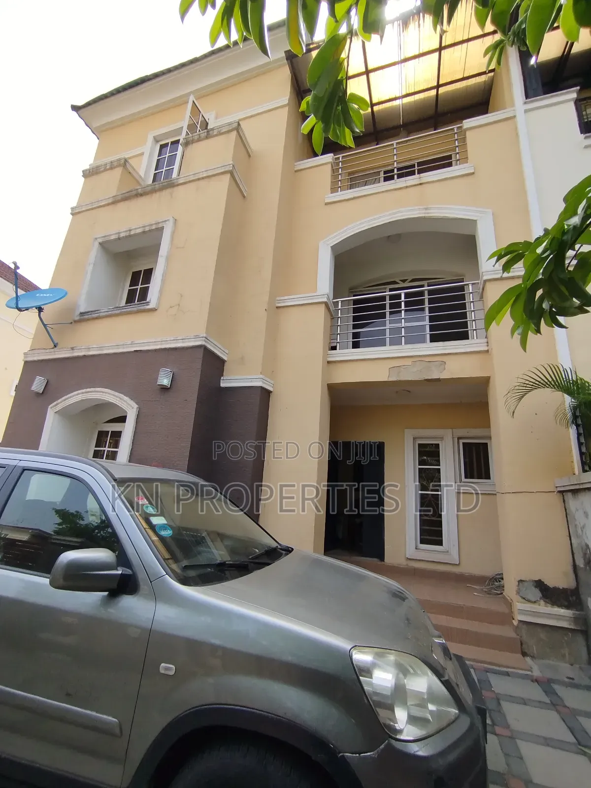 5bdrm Townhouse / Terrace in Gusape, Guzape District for rent