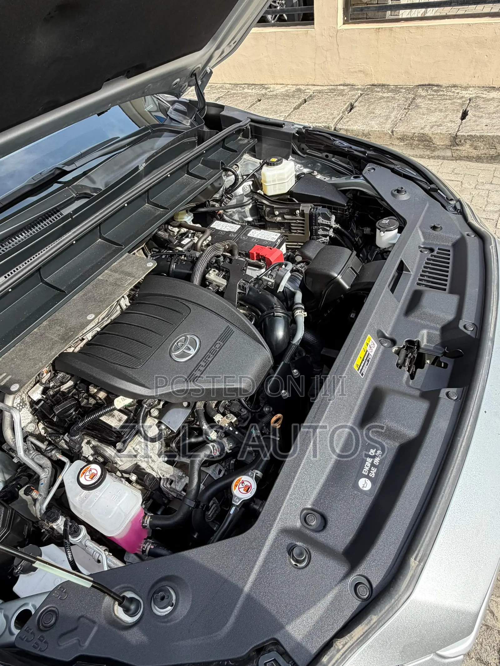Toyota Highlander XLE AWD 2023 Silver