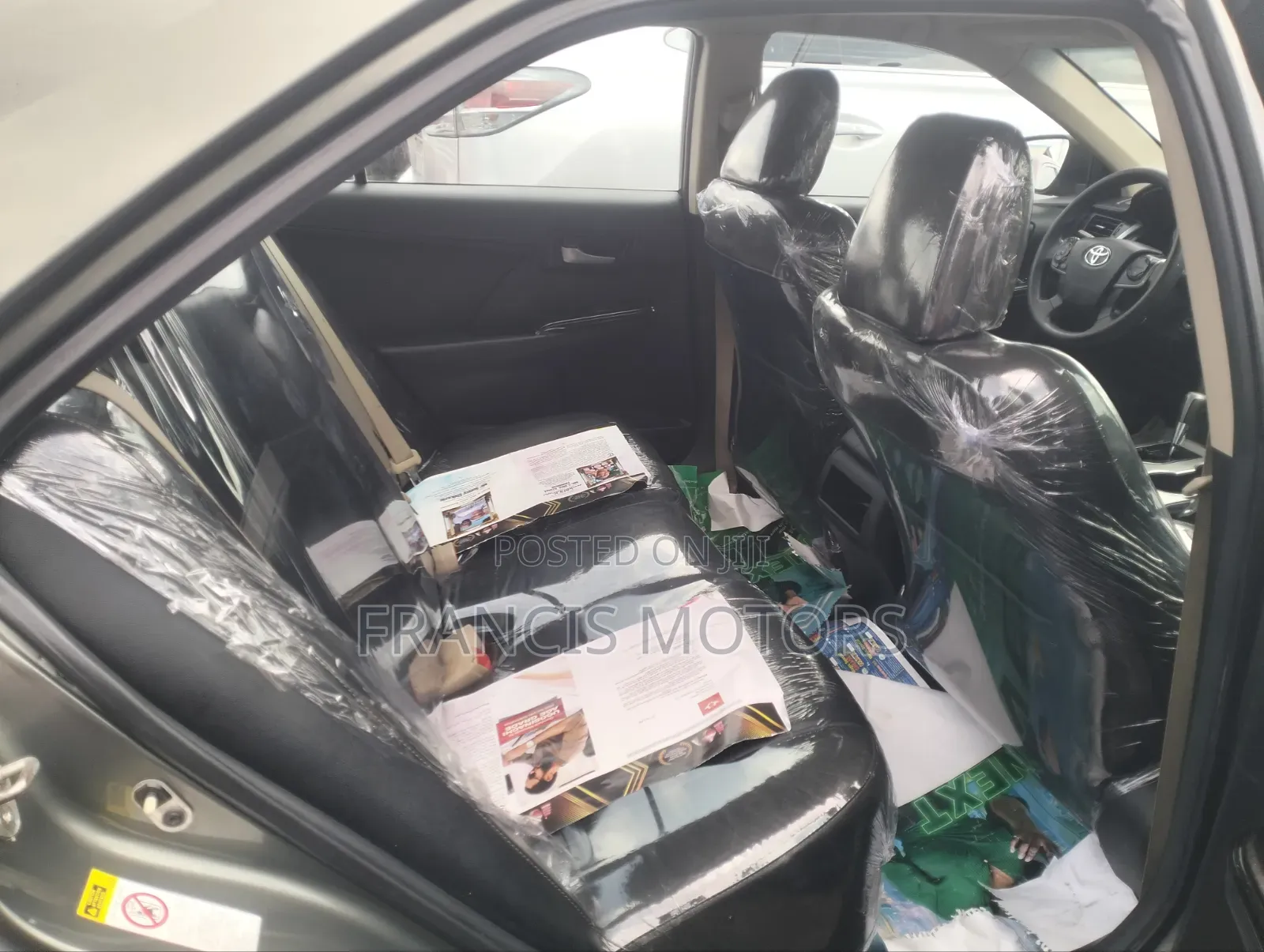Toyota Camry LE 4dr Sedan (2.5L 4cyl 6A) 2013 Gray