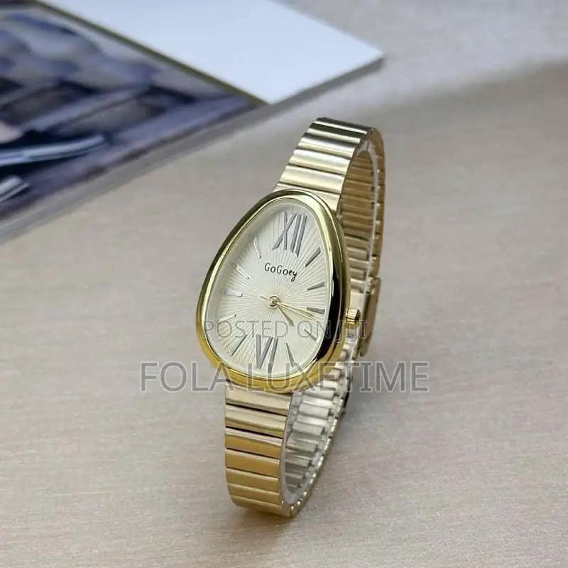 Gogoey Female Wristwatch